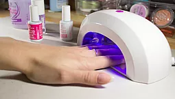 15 meilleures lampes pour sécher le vernis gel
