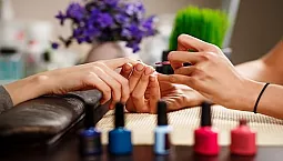 10 meilleurs salons de manucure à Moscou