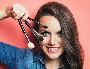 10 meilleures écoles de maquillage à Moscou