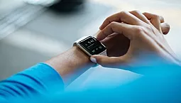 10 conseils pour choisir des montres connectées pour adultes