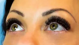 10 meilleurs mascaras pour des cils volumineux