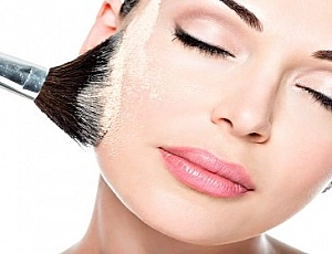10 conseils pour choisir une poudre pour le visage