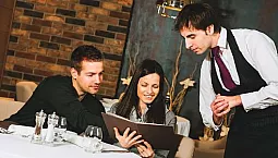 Les 10 meilleurs restaurants à Sámara