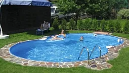 5 meilleurs remèdes contre la floraison de l'eau dans la piscine