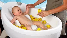 10 meilleurs bains et toboggans pour le bain des nouveau-nés
