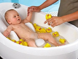 10 meilleurs bains et toboggans pour le bain des nouveau-nés