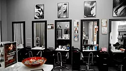 10 meilleurs salons de beauté à Iaroslavl