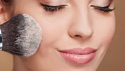 10 meilleures poudres compactes pour le visage