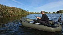 10 meilleurs bateaux à rames pour la pêche