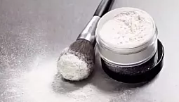 10 meilleures poudres translucides pour le visage