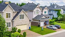 10 meilleures colonies de chalets de la région de Moscou