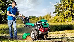 10 meilleurs tracteurs à conducteur marchant pour 10 acres