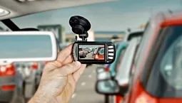 10 meilleurs enregistreurs vidéo de moins de 10 000 roubles