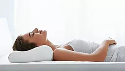10 meilleurs oreillers pour l'ostéochondrose cervicale