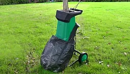 10 meilleurs broyeurs de jardin de moins de 20 000 roubles