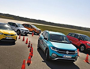 10 meilleurs croisements jusqu'à 3 000 000 roubles