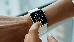 10 meilleures montres intelligentes de moins de 5000 roubles