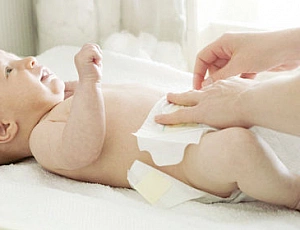 Meilleures couches pour nouveau-nés - Pampers, Huggies ou Merries ?