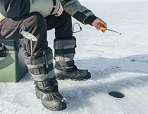 Les 5 meilleures bottes cloutées pour la pêche sur glace en 2021