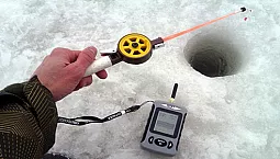 Meilleur sondeur pour la pêche sur glace en 2021 - Entraînement, Garmin ou Dipper ?