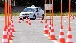 5 meilleures auto-écoles à Omsk