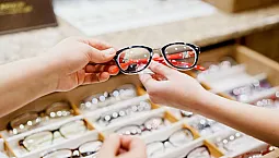 10 meilleurs magasins d'optique à Moscou
