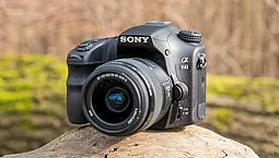 Meilleur appareil photo pour débutant - Nikon D5200, Canon 650D ou Sony A68 ?