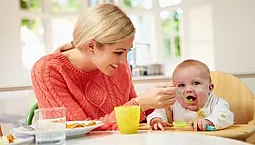 15 meilleurs fabricants d'aliments pour bébés