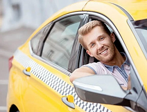 8 meilleures compagnies de taxi à Kazan pour travailler comme chauffeur