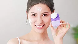 10 meilleures brosses électriques pour le nettoyage et le massage du visage