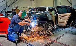 5 meilleurs services de réparation de carrosserie à Ekaterinbourg